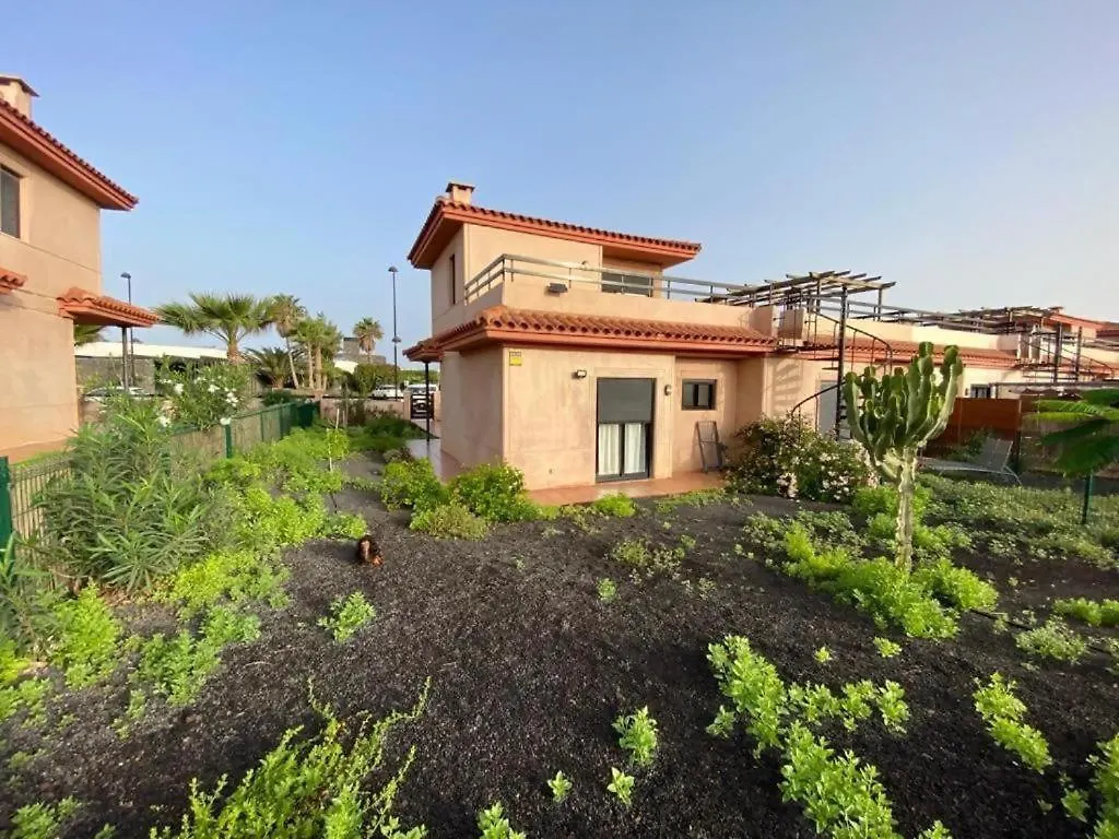 Villa Majanicho Outside Con Piscina Spanien